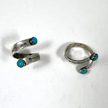 Load image into Gallery viewer, Turquoise 2 stone adjustable ring